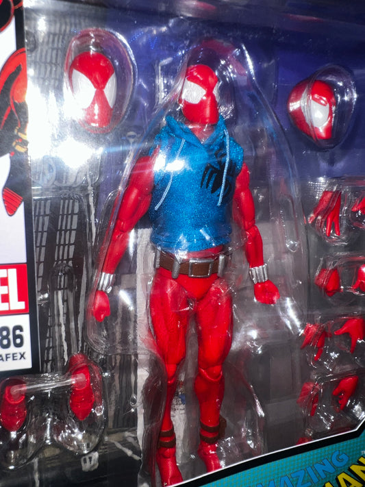 Mafex #186 Scarlet Spider-Man