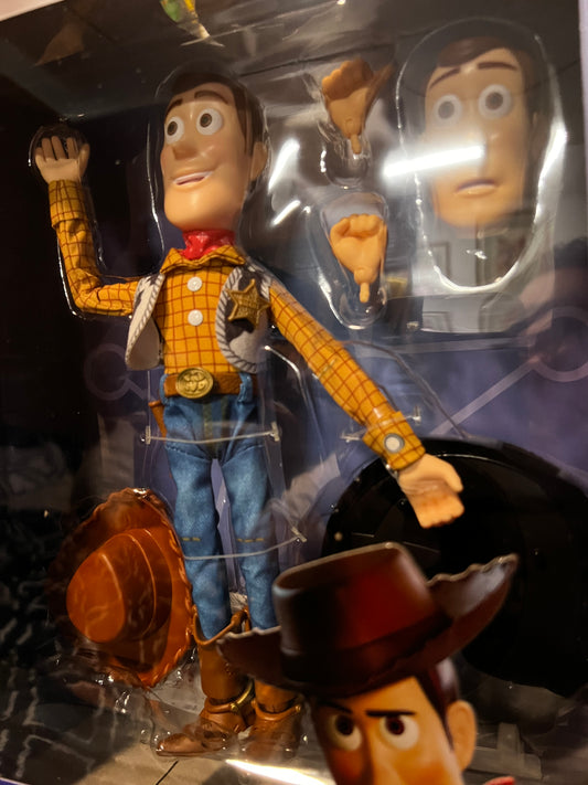 Pixar Spotlight Series Woody Figure